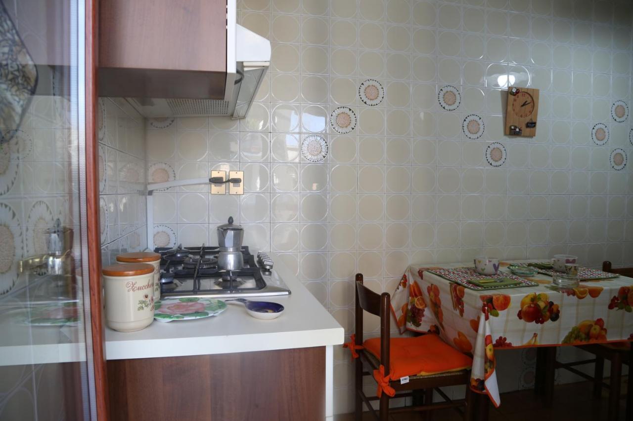Stanza In Appartamento Napoli Dış mekan fotoğraf